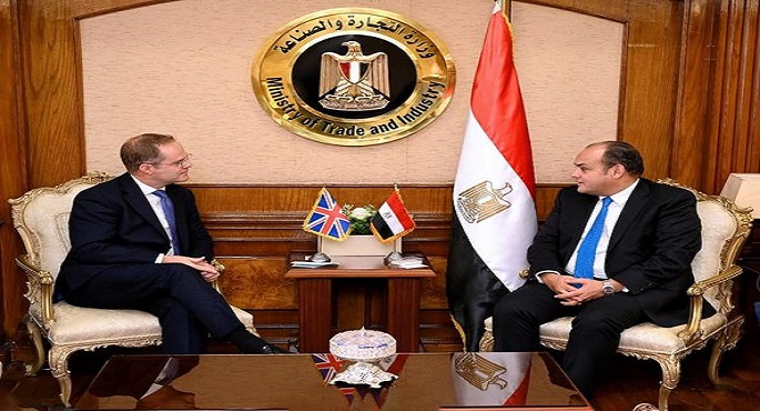بالصور.. وزير التجارة والصناعة يبحث مع سفير بريطانيا بالقاهرة سبل تعزيز علاقات الشراكة بين البلدين