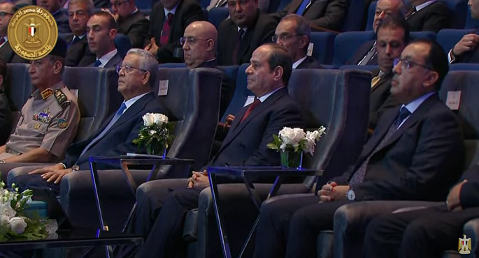 بالفيديو .. السيسي يشهد انطلاق فعاليات المؤتمر الاقتصادي “مصر 2022 “