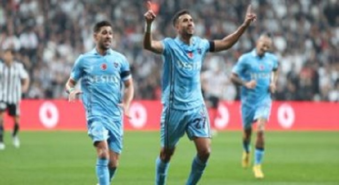 تريزيجيه يسجل في تعادل طرابزون وبشكتاش في قمة الدوري التركي