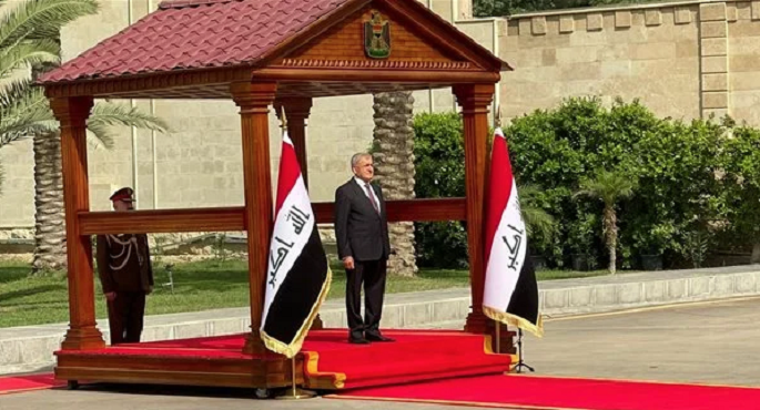 عقب تنصيبه رسميًا.. رئيس العراق الجديد يأمل تشكيل حكومة جديدة “قريبا”