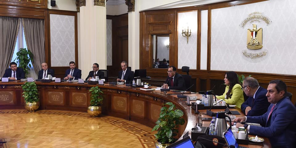 بالصور.. رئيس الوزراء يتابع الموقف التنفيذي لمشروعات العاصمة الإدارية الجديدة