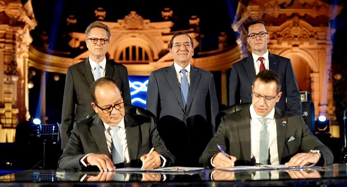 بالصور.. وزير البترول يشهد توقيع خطاب نوايا للتعاون بين إيجاس وفانترشال ديا الألمانية