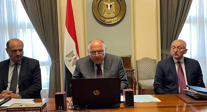 بالصور.. وزير الخارجية يترأس الاجتماع الأول لمجموعة أصدقاء COP27