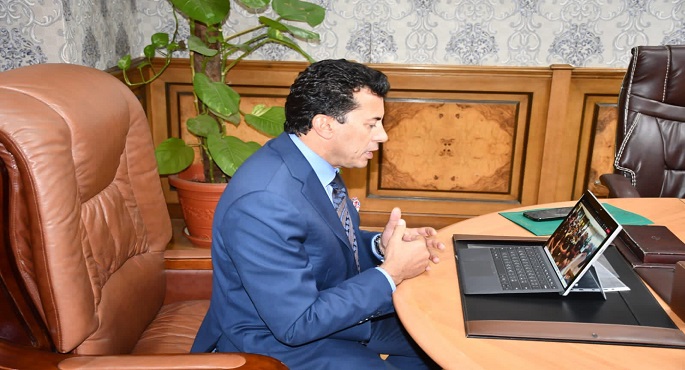 وزير الرياضة يؤازر المنتخب الأولمبي لكرة القدم قبل لقاء اسواتيني في تصفيات أمم إفريقيا