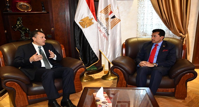 وزيرا السياحة والشباب يبحثان سبل تعزيز التعاون المشترك بينهما
