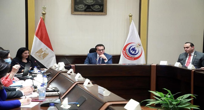 بالصور .. وزير الصحة يبحث مع منظمة الصحة العالمية نقل أحدث تكنولوجيا تصنيع اللقاحات إلى شركة فاكسيرا
