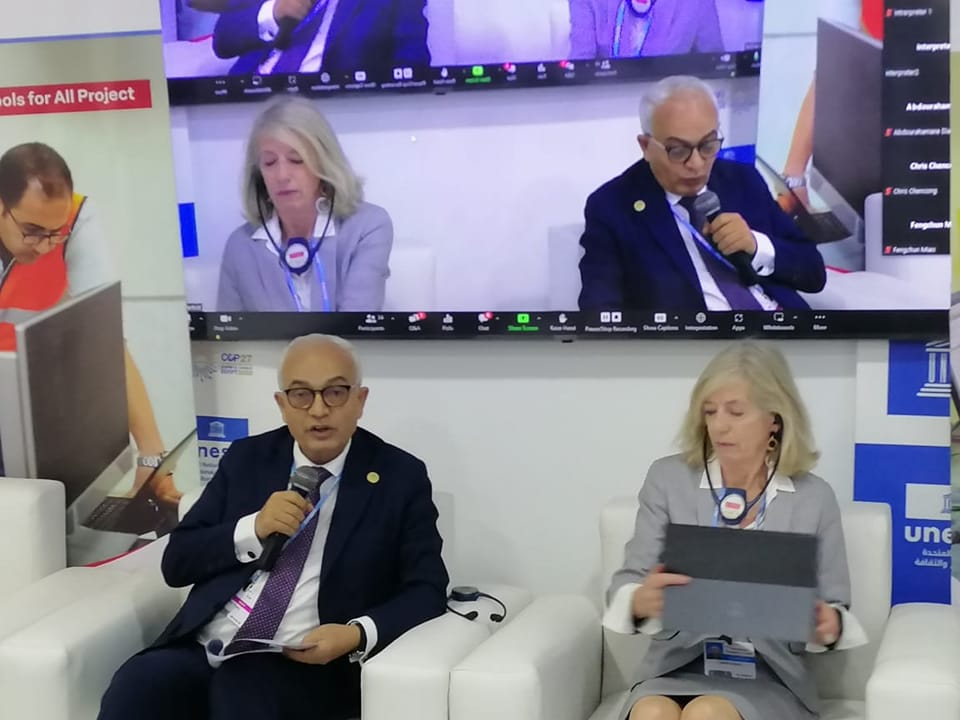 وزير التربية والتعليم يشارك في جلسة نقاشية بعنوان “مشروع المدارس المفتوحة للجميع التي تدعم التكنولوجيا”