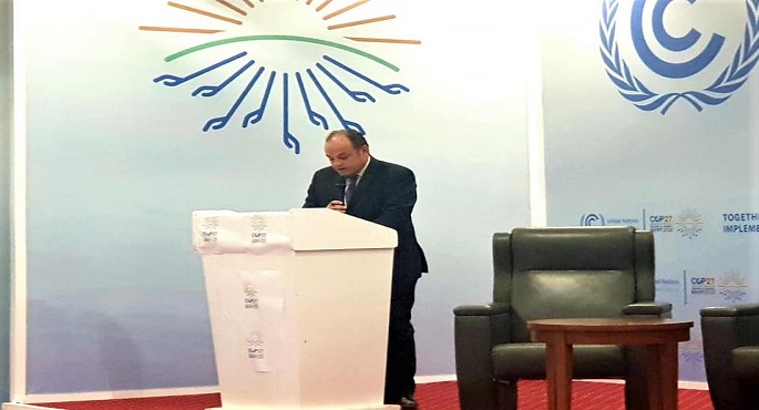 بالصور .. وزير الصناعة يشارك بفعاليات الجلسة الافتتاحية ليوم خفض الانبعاثات الكربونية