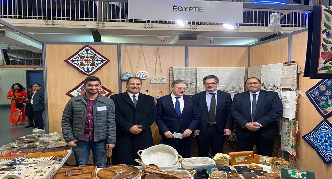 بالصور : جامع : أجواء معرض تراثنا في باريس لاقت ترحيب وإعجاب الجانب الفرنسي