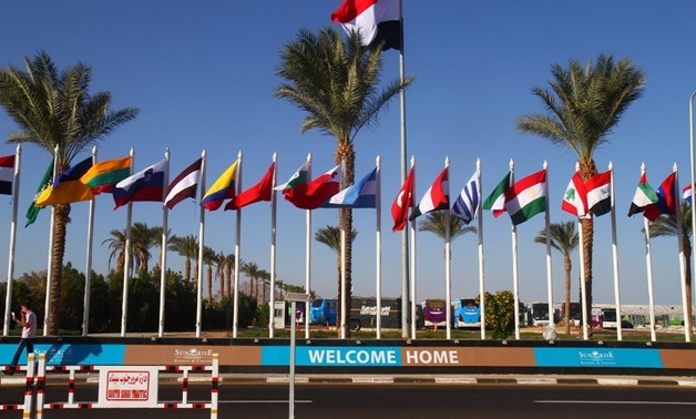 نيويورك تايمز: تزايد الجهود بشرم الشيخ لإشراك الشركات الكبرى في تحمل العبء المالي لأزمة المناخ