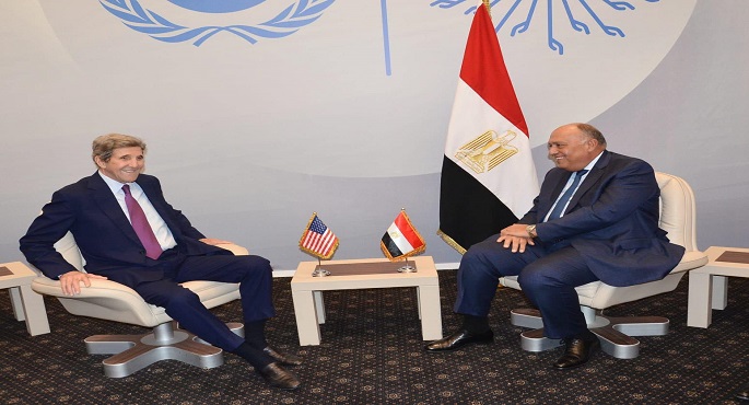 بالصور.. سامح شكري يستقبل المبعوث الرئاسي الأمريكي الخاص للمناخ