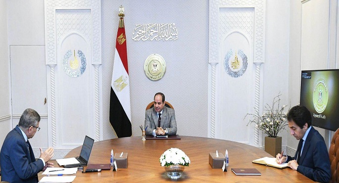 بالفيديو.. الرئيس السيسي يتابع نشاط هيئة قناة السويس