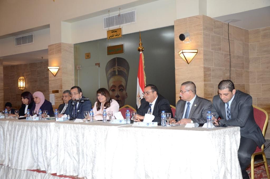 وزيرة الهجرة تعقد لقاء مفتوحا مع الجالية المصرية في جدة ضمن فعاليات زيارتها الرسمية للمملكة