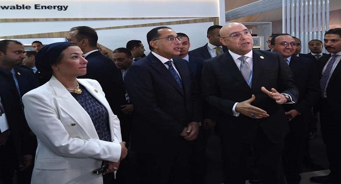 بالصور.. ضمن فعاليات COP27.. وزير الإسكان يستعرض مجهودات الوزارة بمجالات الحفاظ على البيئة