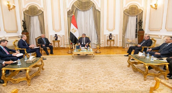 وزير الدولة للإنتاج  الحربي يستقبل سفير بيلاروسيا بالقاهرة لبحث تعزيز مجالات التعاون الثنائي