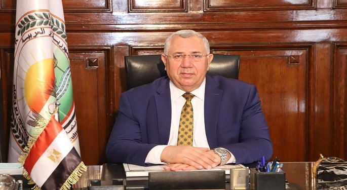وزير الزراعة يؤكد أهمية دور القطاع الزراعي في تحقيق الأمن الغذائي وتنمية الدخل القومي
