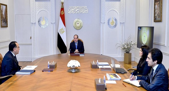 الرئيس السيسي يوجه بالإسراع في تنفيذ المشروعات المتعاقد عليها بقمة شرم الشيخ “COP 27”
