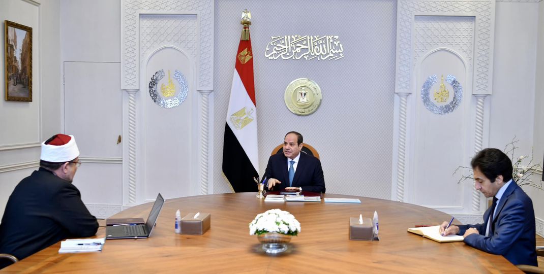 الرئيس السيسي يوجه بتطوير برامج تدريب وتأهيل الأئمة وملء الفراغ الدعوي