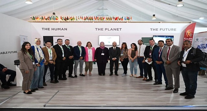 القباج تزور جناح التحالف الوطني للعمل الأهلي التنموي بالمنطقة الخضراء بقمة المناخ COP 27