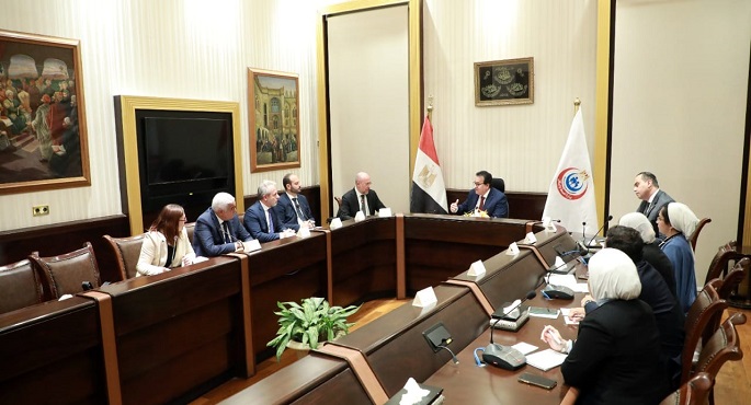 بالصور .. وزير الصحة يلتقي الأمين العام ورئيس قطاع الصحة بمؤسسة “ايني الإيطالية” لمناقشة المواقف التنفيذية لاتفاقيات التعاون بين الطرفين