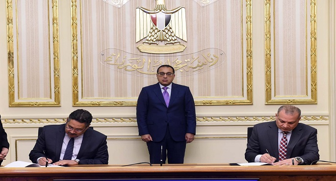 بالصور .. رئيس الوزراء يشهد توقيع اتفاق تعاون بشأن بيع الوحدات بمشروع “سكن لكل المصريين”