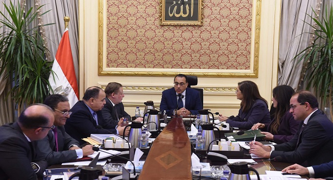 بالصور .. رئيس الوزراء يتابع جهود الترويج لجذب مزيد من الاستثمارات لسوق رأس المال