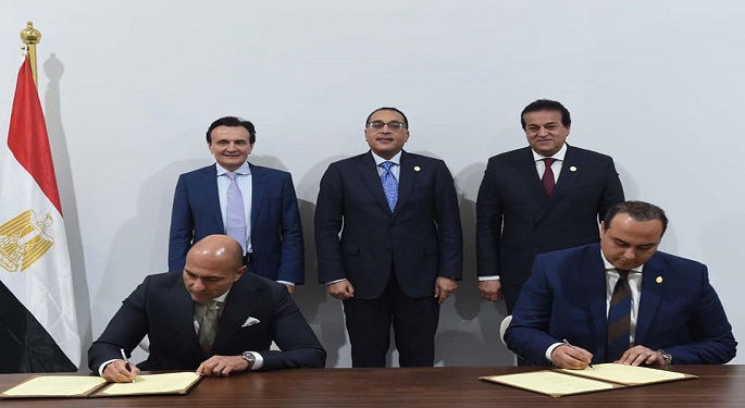 بالصور.. مدبولي يشهد توقيع مذكرة تفاهم مع “أسترازينيكا” لتعزيز المنشآت الخضراء