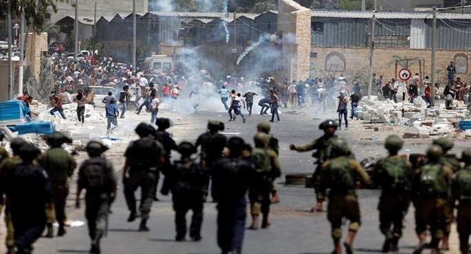 الجارديان: هل يشهد شهر رمضان انتفاضة فلسطينية ثالثة في القدس؟