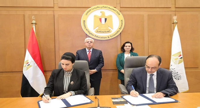 بالصور.. وزير التعليم العالي يشهد توقيع بروتوكول تعاون بين المجلس الأعلى للجامعات ومؤسسة حياة كريمة