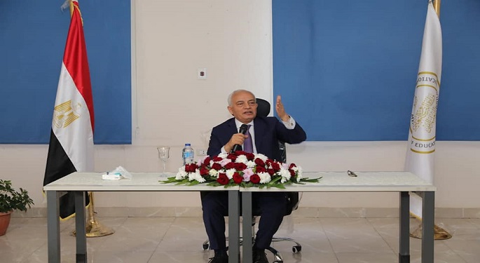 وزير التعليم يؤكد أهمية التدريب في رفع مستوى أداء المعلم وزيادة قدراته على الإبداع