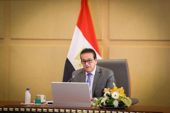 بالصور.. وزير الصحة يوجه بوضع تصور متكامل لتطوير الخريطة الصحية بكافة محافظات الجمهورية
