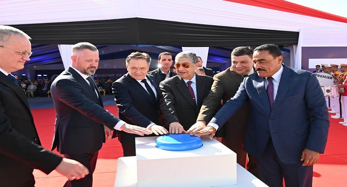 بالصور .. وزير الكهرباء يشهد وضع الصبة الخرسانية الأولى للوحدة النووية الثانية بمحطة الضبعة