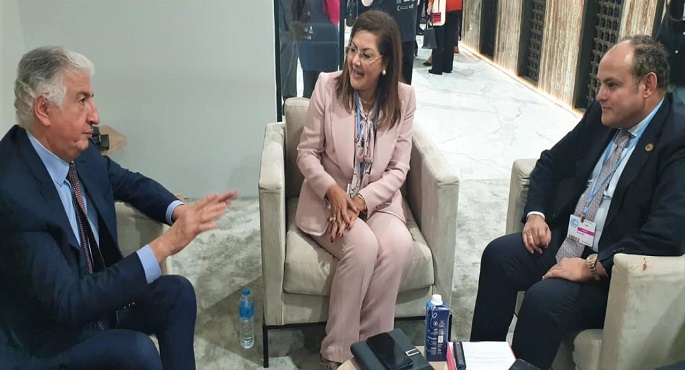 بالصور.. وزيرا التخطيط والصناعة يلتقيان رئيس المؤسسة الدولية الإسلامية لتمويل التجارة بقمة المناخ