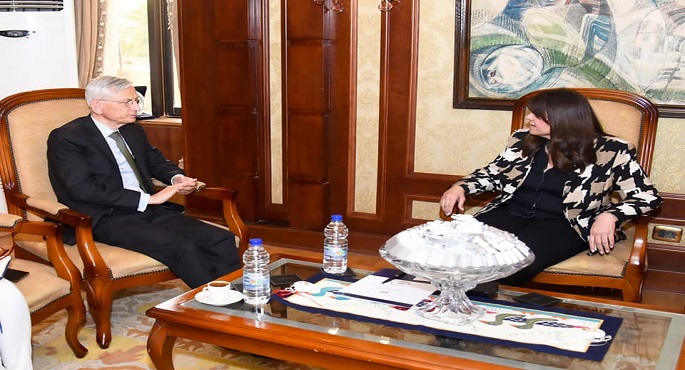 بالصور.. وزيرة الهجرة تستقبل السفير مارك باريتي سفير فرنسا لدى القاهرة لبحث ملفات التعاون الثنائي