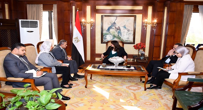 بالصور.. وزيرة الهجرة تستقبل قنصل مصر العام الجديد بفرانكفورت لبحث سبل التعاون المشتركة لخدمة الجالية المصرية في ألمانيا