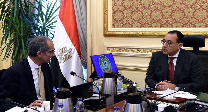 بالصور.. رئيس الوزراء يتابع مع وزير الاتصالات عددا من ملفات عمل الوزارة
