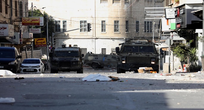 35 مصابا واعتقال شاب خلال اقتحام قوات الاحتلال للبلدة القديمة في نابلس