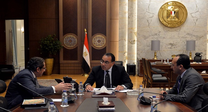 بالصور.. رئيس الوزراء يلتقي رئيس مجلس الإدارة والعضو المنتدب لشركة العاصمة الإدارية الجديدة للتنمية العمرانية