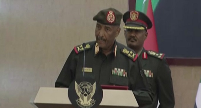 توقيع “الاتفاق الإطاري” لحل أزمة السودان.. والبرهان يؤكد “الجيش للثكنات”