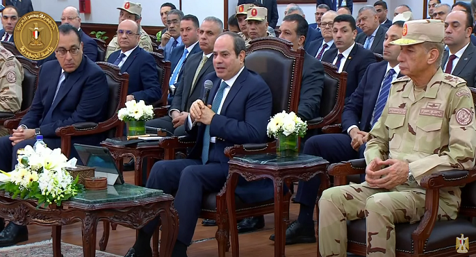 بالفيديو .. السيسي: الدولة حرصت على تعزيز الانتاج المحلي من المنتجات والسلع الاستراتيجية لتقليص الضغط على الدولار