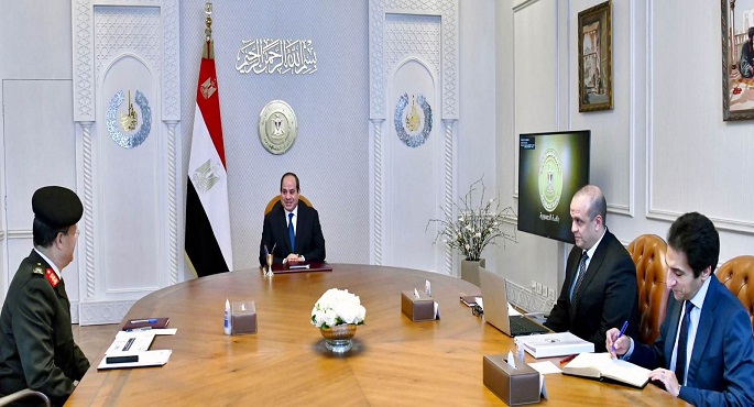 الرئيس السيسي يوجه بتعزيز جهود توطين الصناعة ونقل التكنولوجيا التطبيقية في مجال البصريات