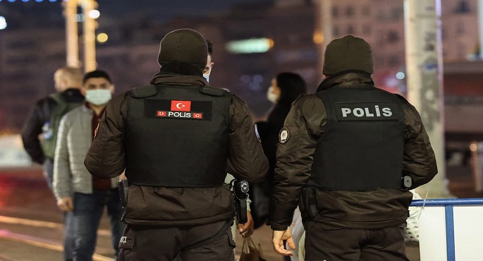 مقتل شرطيين فى هجوم مسلح بمقاطعة إزمير بتركيا
