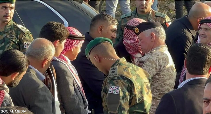 مقتل 3 شرطيين وإصابة 5 آخرين أثناء مداهمة المشتبه بقتل العقيد ” الدلابيح “