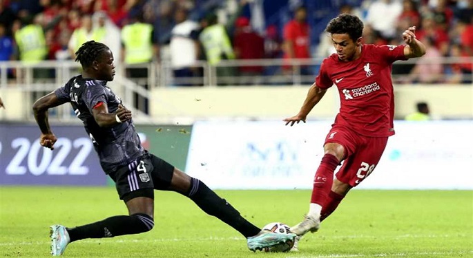 ليون يفوز على ليفربول بمشاركة صلاح في كأس سوبر دبي