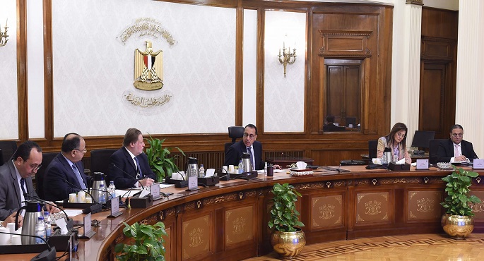رئيس الوزراء يتابع جهود تعزيز احتياطيات البلاد من النقد الأجنبي
