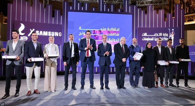 وزير الاتصالات: إعداد جيل من الفنيين والتقنيين قادر على تطبيق التكنولوجيا وتطويعها
