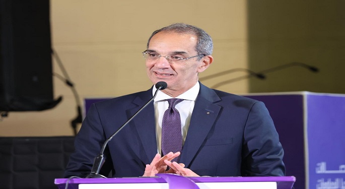 نيابة عن الرئيس .. يشارك وزير الاتصالات فى قمة العمل فى مجال الذكاء الاصطناعى بباريس