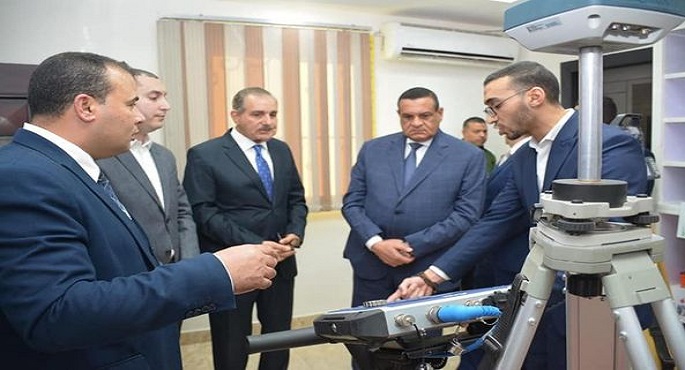 بالصور..وزير التنمية المحلية ومحافظ كفر الشيخ يتفقدان مركز الجيومكانية بمقر المحافظة