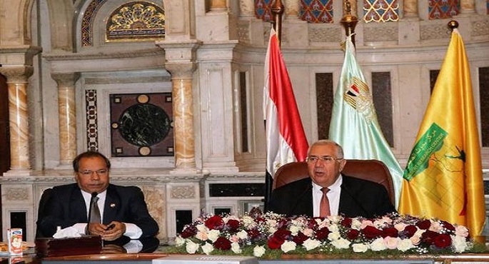 بالصور.. وزير الزراعة يترأس اجتماع مجلس إدارة مركز بحوث الصحراء