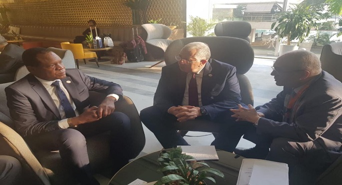 وزير الزراعة يبحث مع نظيره الزيمبابوي آفاق التعاون المشترك بين البلدين